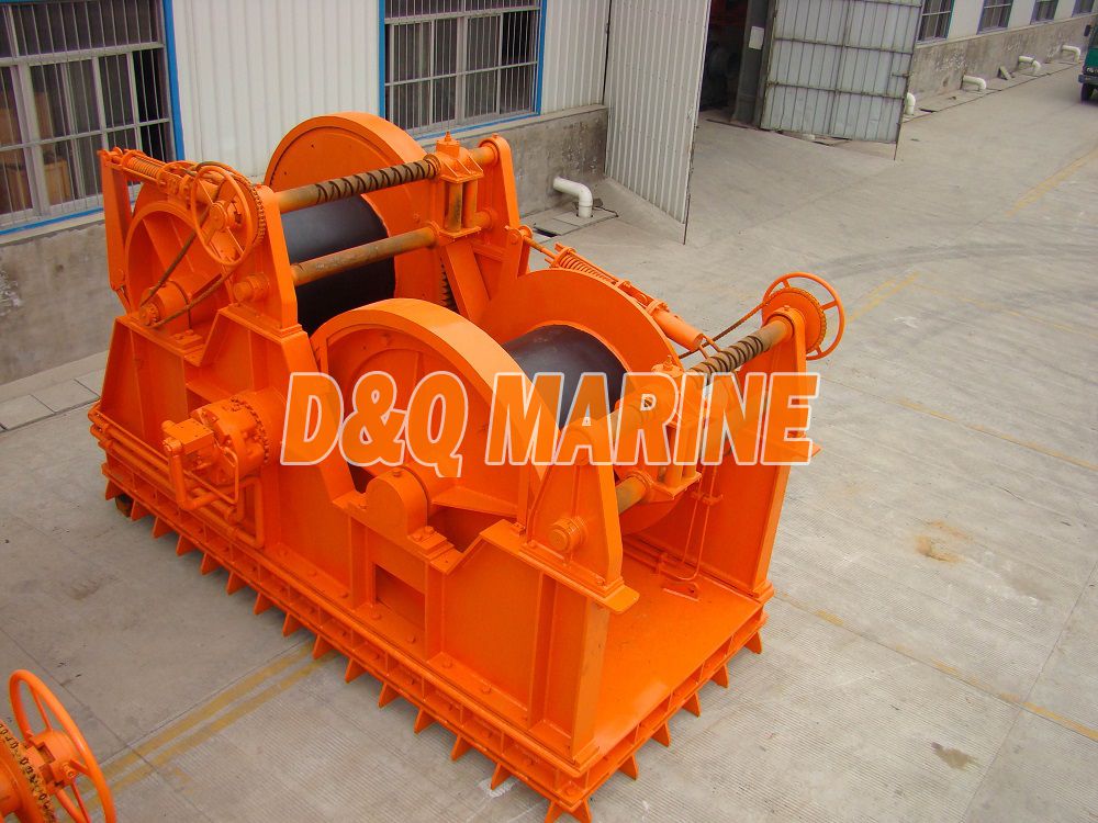 /photo/Hydraulic-towing-winch-with-500kn-pull.jpg